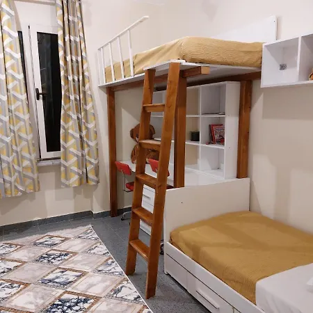 Apartment Apartment, Center *