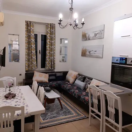 Apartment, Center *
