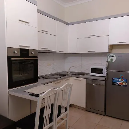Apartment, Center