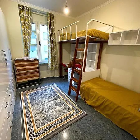 Apartment, Center Apartment *